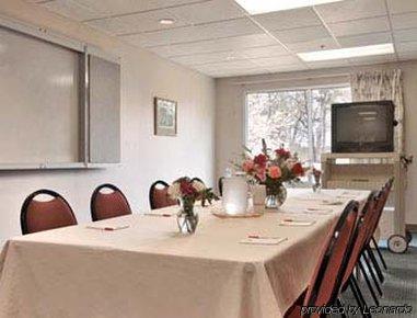 Quality Atlanta Airport East Hotel